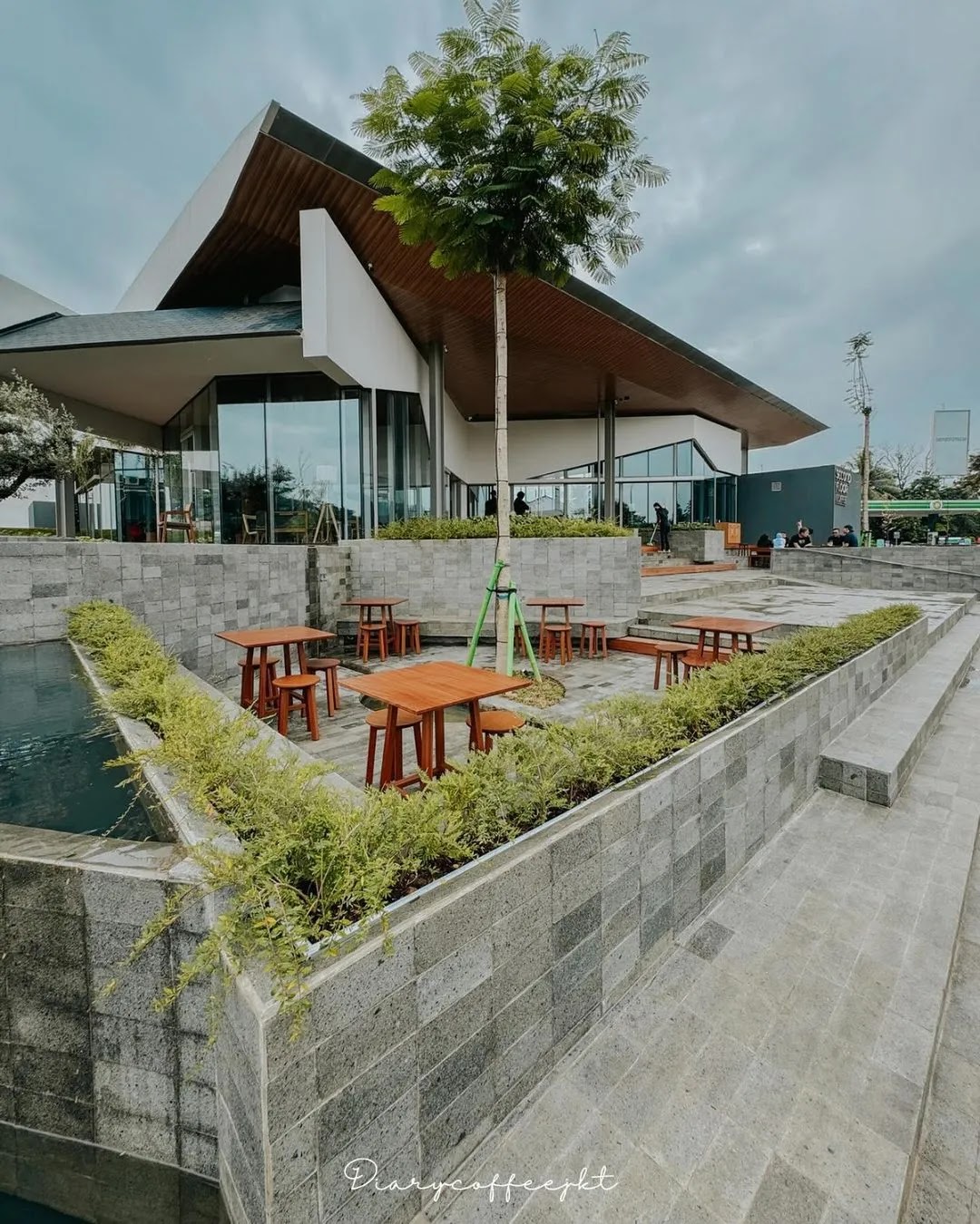 Cabang Terbaru Second Floor Coffee di Bintaro Tangerang Selatan