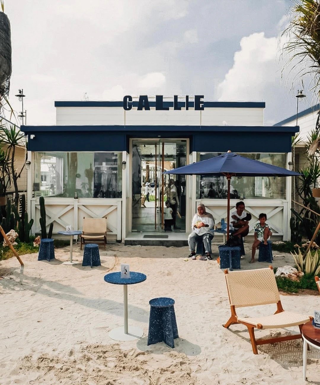 Callie Caffe PIK Jam Buka, Daftar Menu & Lokasi