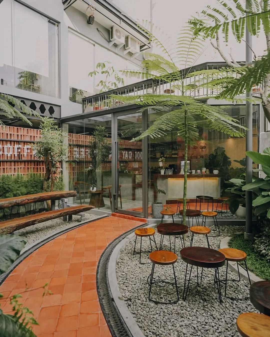 Kopi Tiga Huruf Bandung Jam Buka, Menu & Lokasi