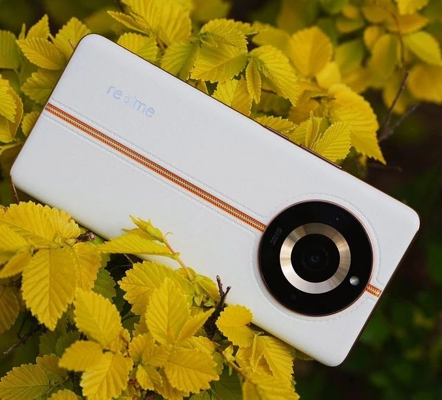 Spesifikasi Realme 11 Pro +