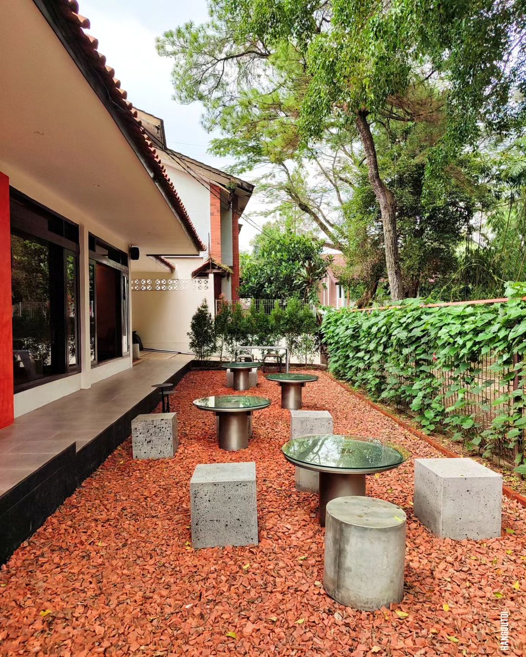 Tempat Nongkrong Asyik di Bandung Terbaru