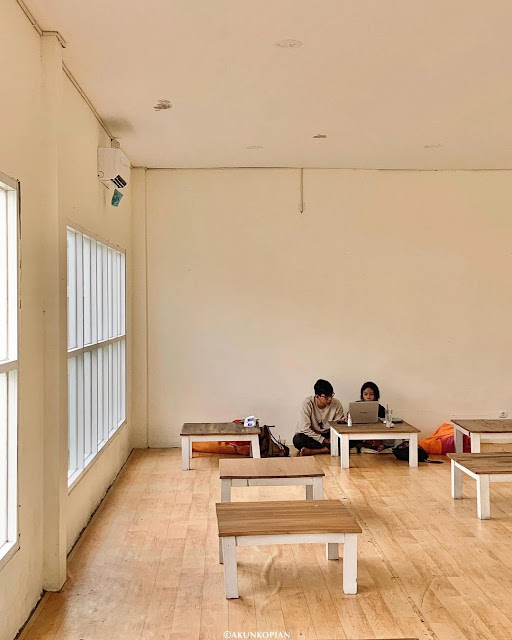 Cafe Terbaru di Karanganyar Nyaman buat Nugas