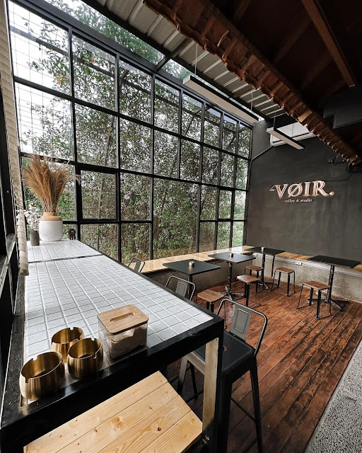 La Voir Coffee & Studio Ciputat Timur