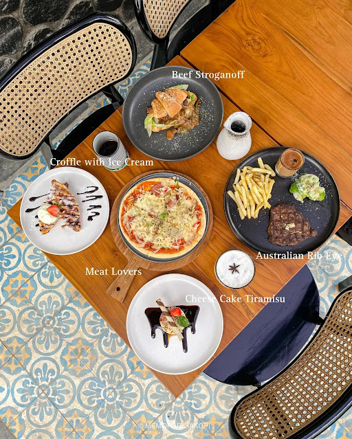 Menu di Paragraph Coffee & Eatery Bandung
