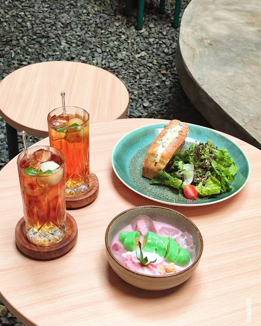 Menu di Parla Bandung