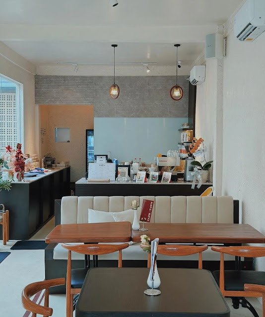 Cafe TAWN Surabaya